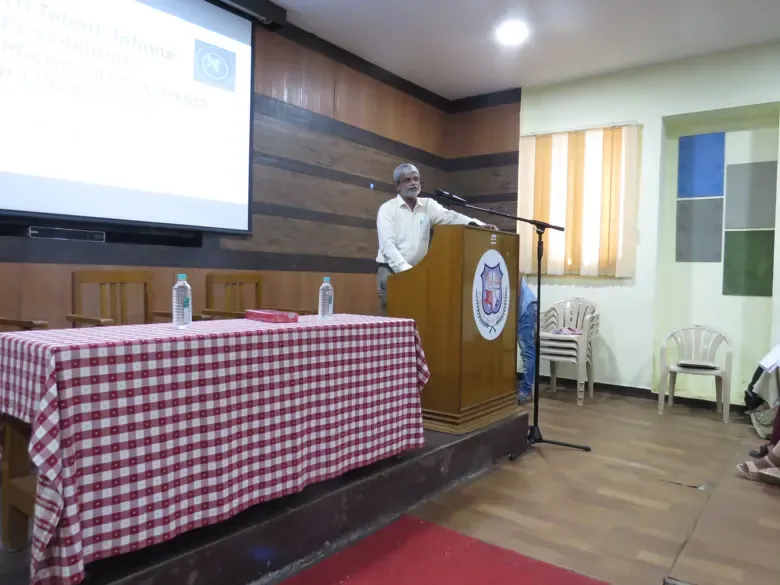 D. Arunkumar speaking at Ethiraj College